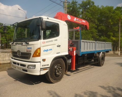 Ô tô tải gắn cẩu HINO FG8JPSB -TV1/ CKGT- UNIC URV554