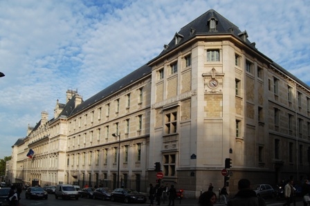 Học dự bị tiếng Pháp tiếp nối chương trình chuyên ngành tại College de Paris
