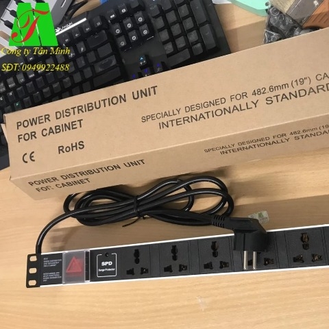 Ổ cắm điện PDU nguồn 6 lỗ