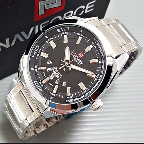 Đồng hồ NaviForce sáng bóng tinh tế