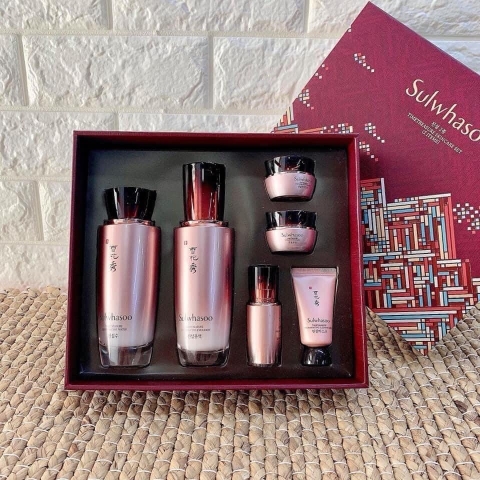 SET DƯỠNG THÔNG ĐỎ SULWHASOO