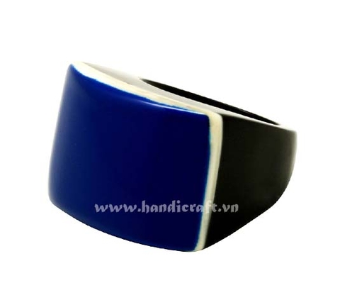 Horn & lacquer ring