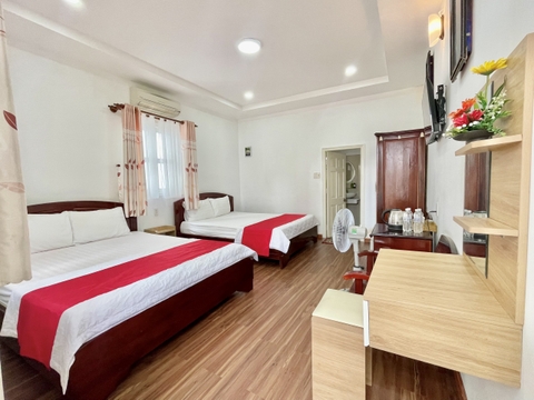 Phòng 2 Giường Đôi ( Caroline Resort )