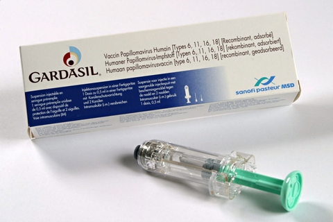 Sự khác nhau giữa vaccine Gardasil và Cervarix trong phòng ngừa HPV