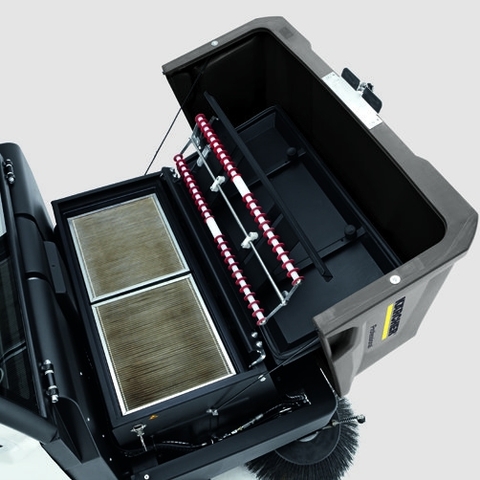 xe-quet-rac-Karcher-KM-130/300-R-D