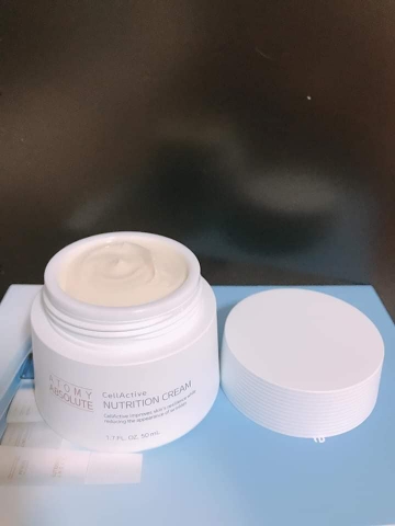 Kem dưỡng trắng da, ngăn chặn lão hoá - Absolute Nutrition Cream