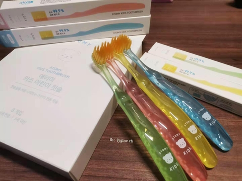 Bàn chải đánh răng kháng khuẩn cho trẻ em - Atomy Kid Toothbrush (mua lẻ)