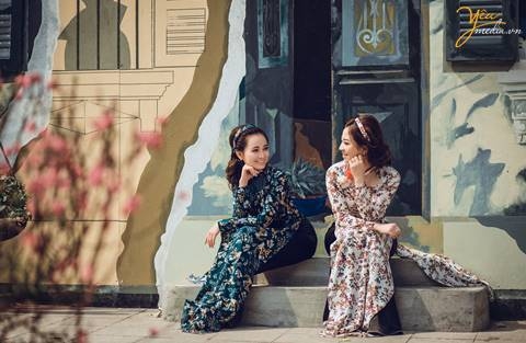 Album chụp ảnh áo dài Tết du xuân: Chị Thủy - Chị Lan Anh