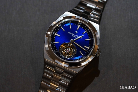 Cận cảnh đồng hồ Vacheron Constantin Overseas Tourbillon 6000V Thép không gỉ Cận cảnh đồng hồ Vacheron Constantin Overseas Tourbillon 6000V Thép không gỉ