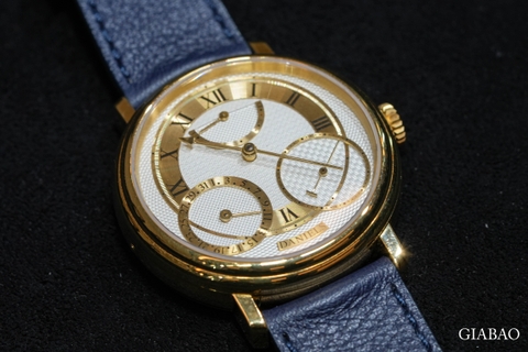 Cận cảnh đồng hồ George Daniels Anniversary Vàng vàng