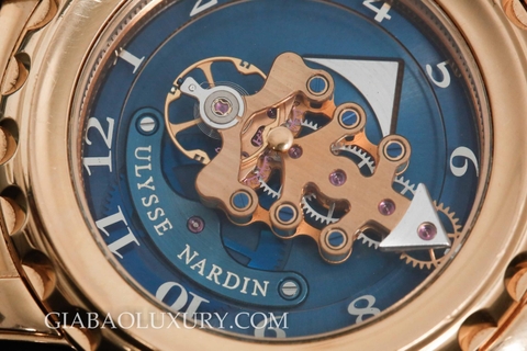 Review đồng hồ Ulysse Nardin Freak