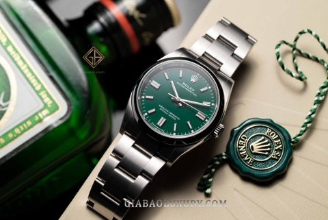 Bật mí nguồn gốc thành công của đồng hồ Rolex Oyster Perpetual 2020