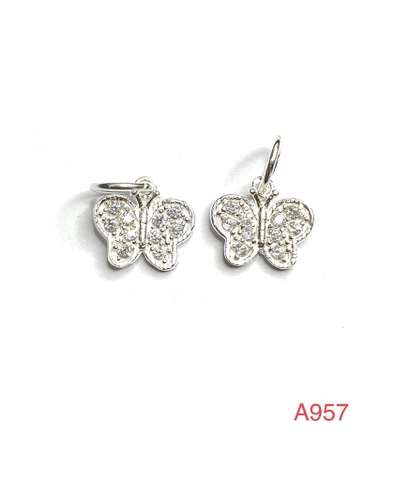 Charm bướm gắn đá A957