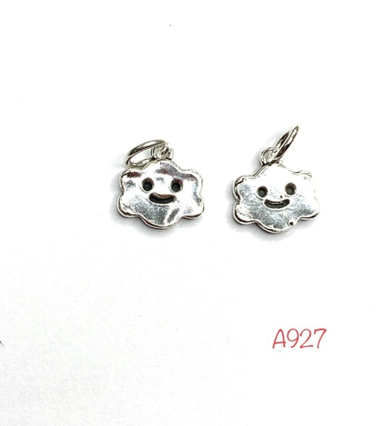 Charm mặt cười hình mây A317