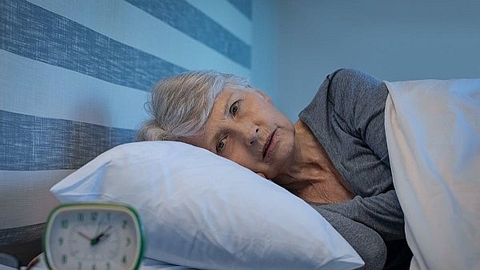 Ngủ hay bị ác mộng có thể là dấu hiệu cảnh báo của bệnh Parkinson