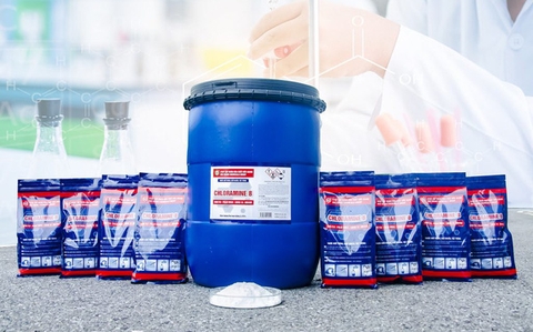 Lần đầu tiên Việt Nam có doanh nghiệp sản xuất được Chloramine B, chất phun khử trùng diệt được virus như Sars-CoV-2