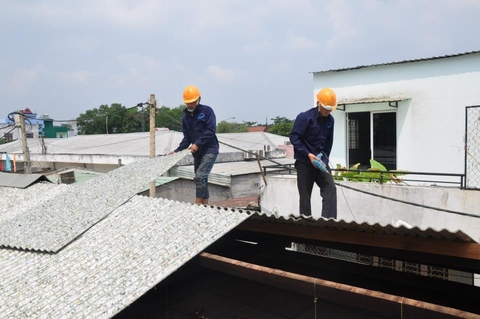 Tấm lợp sinh thái Đồng Tiến Tham gia giờ trái đất 2013 Tấm lợp sinh thái Đồng Tiến Tham gia giờ trái đất 2013