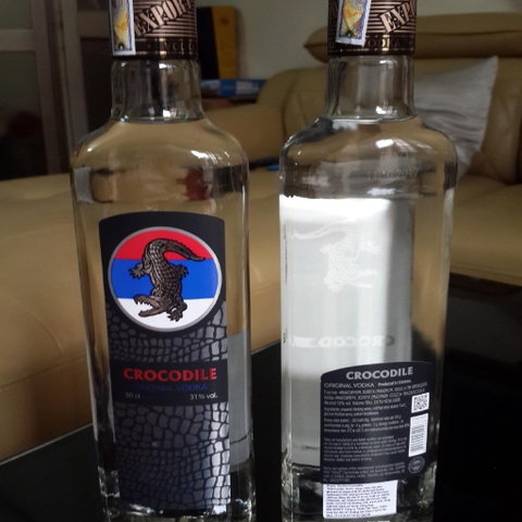 Rượu Vodka Cá Sấu Crocodile 0.5