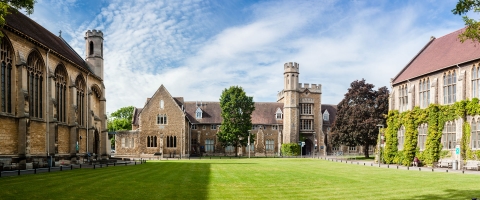 Học bổng trường Đại học Gloucestershire, Vương quốc Anh kỳ tháng 09/2020