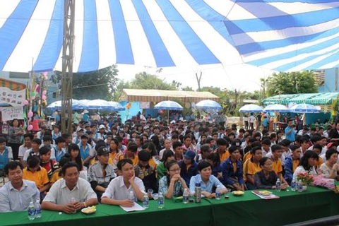 Chương trình phát triển nghề nghiệp và định hướng việc làm cho SV