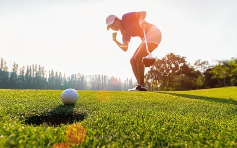 Hole in one là gì? Những điều thú vị về cú đánh đáng có nhất trong Golf