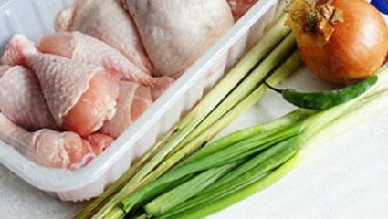 Gà hấp hành thơm ngon tuyệt hảo