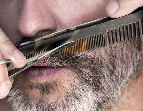 4 lỗi chăm sóc râu đàn ông nào cũng cần phải tránh
