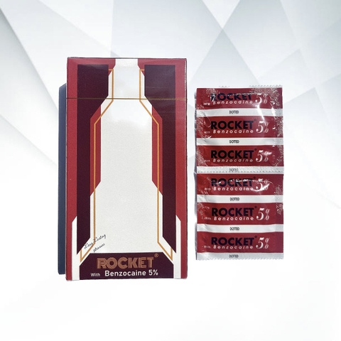 Bao cao su Rocket Hộp 12 chiếc (gai nổi + 5% benzocaine nhũ dịch)