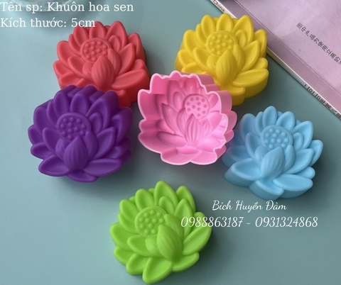 Set 10 khuôn cupcake silicon hoa sen 5cm, 3cm