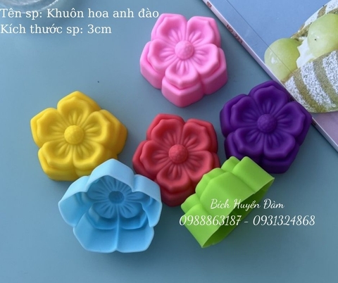 Set 10 khuôn silicon cupcake hoa anh đào 5cm, 3cm