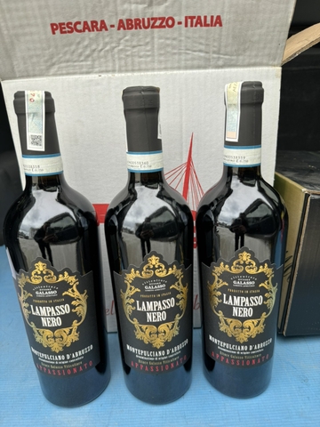 CUNG CẤP VANG Ý LAMPASSO NERO GIÁ TỐT NHẤT CUNG CẤP VANG Ý LAMPASSO NERO GIÁ TỐT NHẤT