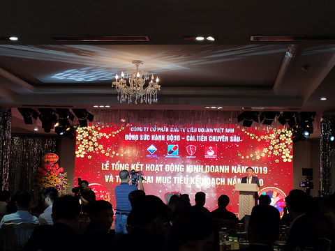 Tưng bừng hoành tráng Đêm Gala Dinner Dược Sanfo 2020