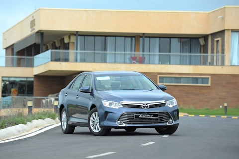 Giá xe Toyota Camry cập nhật mới nhất Giá xe Toyota Camry cập nhật mới nhất