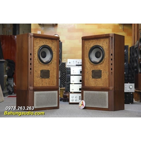 Loa Tannoy Stirling HW đẹp xuất sắc