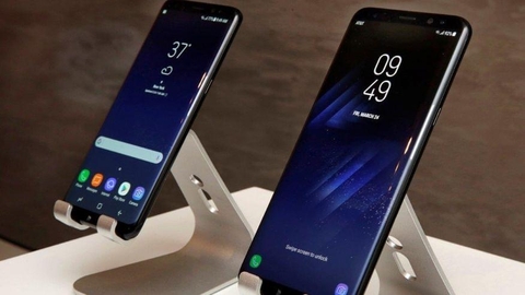 Galaxy S8 và S8+ đã có bản cập nhật mới khắc phục màn hình đỏ