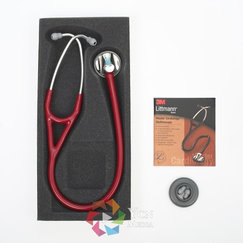 Chụp ảnh sản phẩm thiết bị Ống nghe Y học trong studio Hà Nội