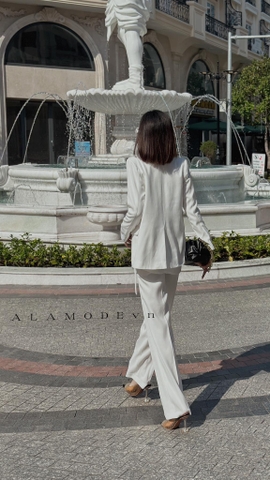 Áo vest nữ tay dài cách tân thời trang màu trắng - A0681