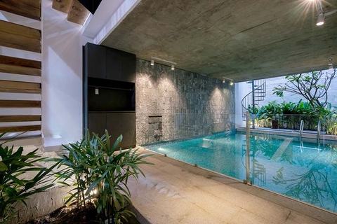 Thiết kế nhà đẹp 3 tầng có bể bơi trong nhà