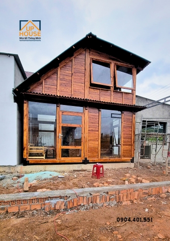 SỐNG XANH, SỐNG TIỆN NGHI VỚI NHÀ GỖ THÔNG MINH UP HOUSE