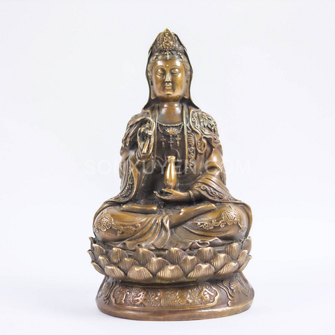 Phật bà bằng đồng ngồi trên đài sen Cao 24,5 cm Rộng 13,5 cm