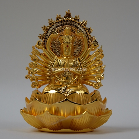 Phật bà nghìn mắt nghìn tay ngồi trên dài sen có hai mặt cao 12,5 cm rộng 9,5 cm