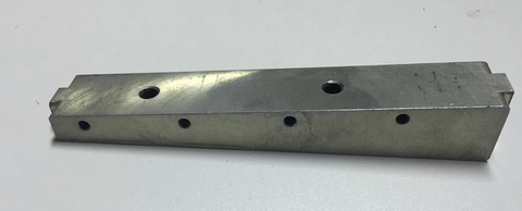 Thanh hướng dẫn trong cầu thang máy chất liệu bằng thép