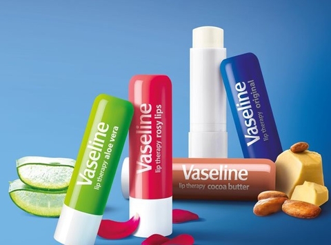 Son dưỡng môi Vaseline Lip Therapy Original - 4.8g