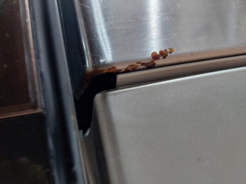 Máy rửa bát Inox có bị han gỉ không?