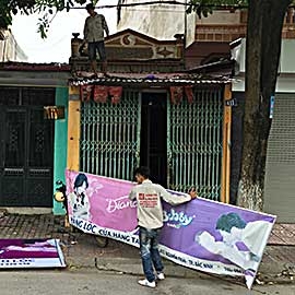 Sửa chữa bảng hiệu và tháo dỡ biển quảng cáo giá cực rẻ tại Hà Nội