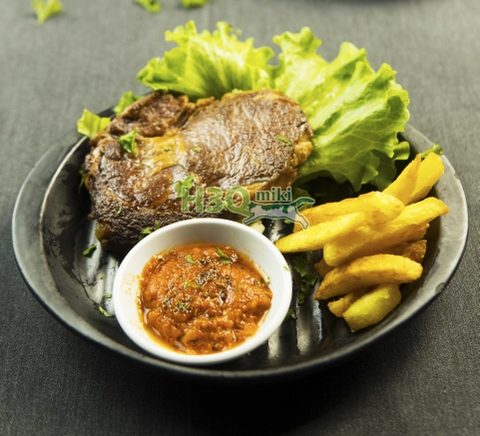 Australian Grilled Beef Steak With Mashed Potatoes | Fries