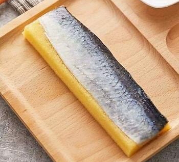 Japanese Frozen Golden Pressed Herring Roes 130g Bar