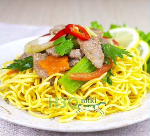 H3Q Miki Fried Egg Noodles With Australian Beef