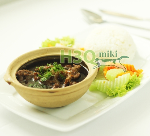 Australian Beef With Black Pepper Sauce (Incl. 2 Bread Loafs)