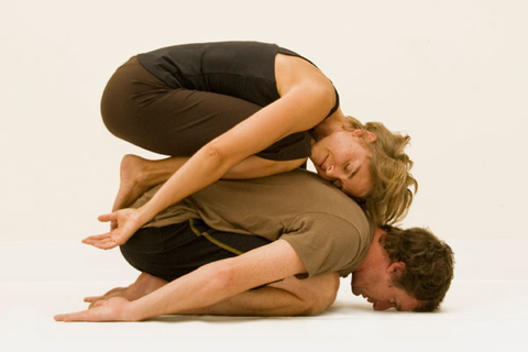 Lợi ích của yoga đối với tình dục